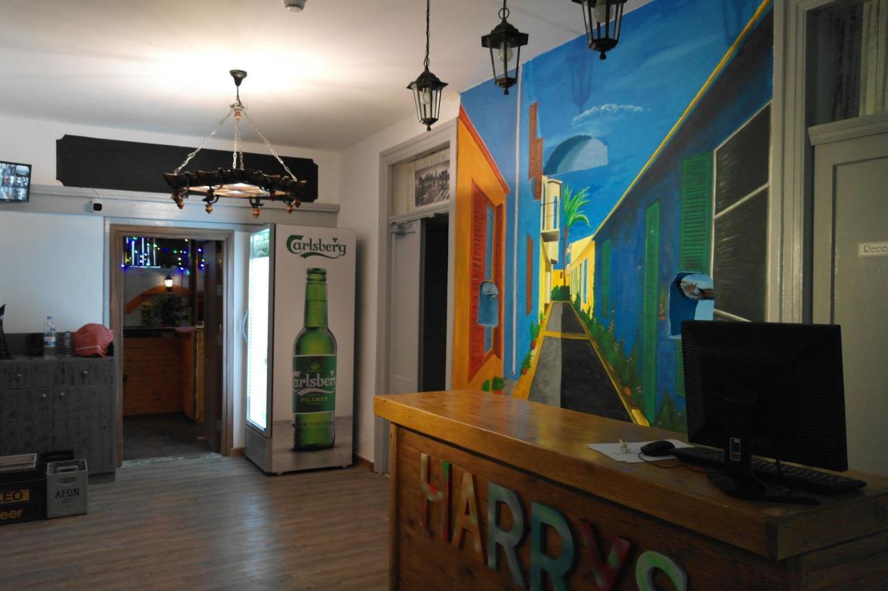 Harrys Inn Guesthouse Lárnaka Eksteriør bilde